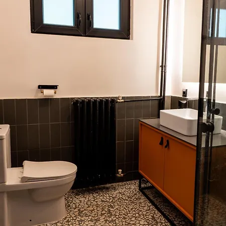 Apartment Debar Maalo